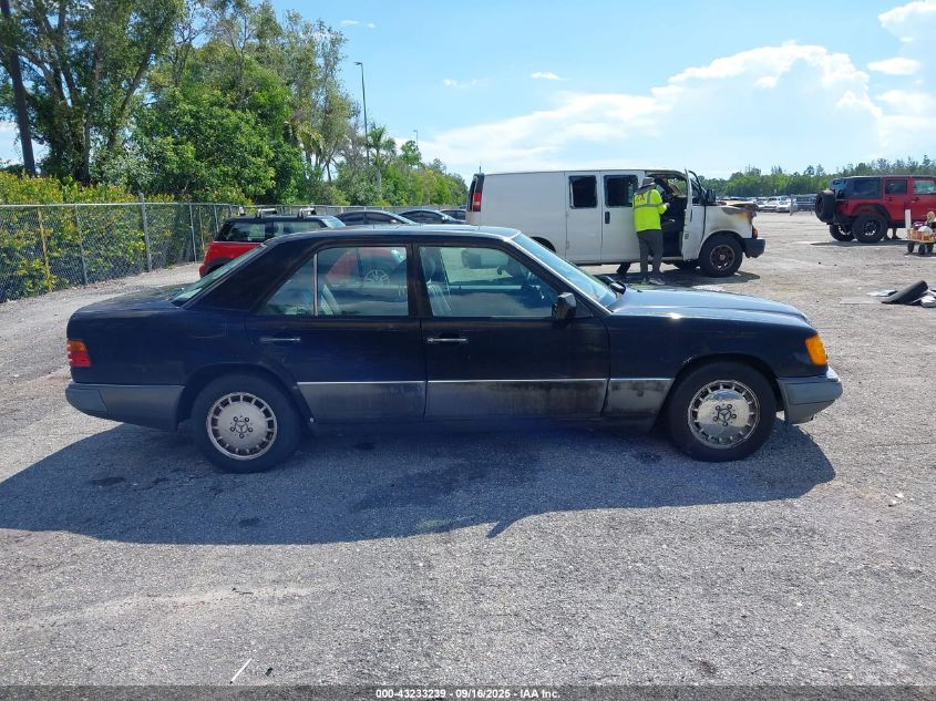 1993 Mercedes-Benz 300 E 2.8 VIN: WDBEA28E8PB987524 Lot: 43233239