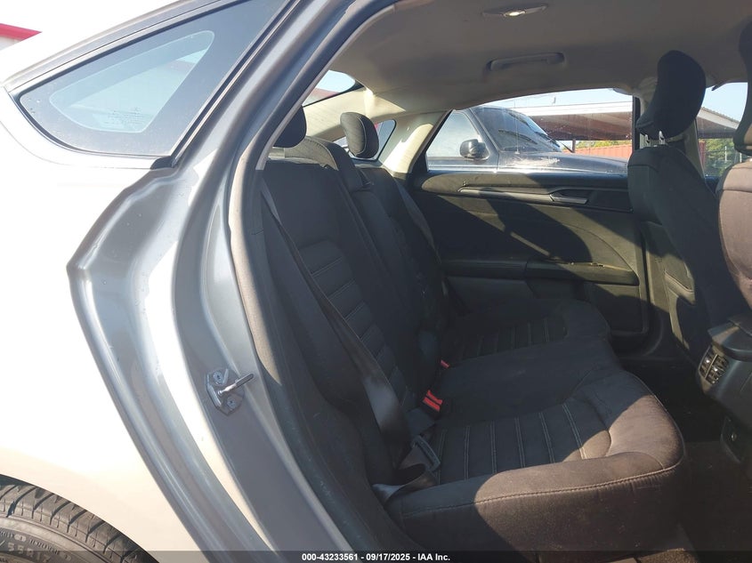 2015 Ford Fusion Se VIN: 3FA6P0H73FR231710 Lot: 43233561