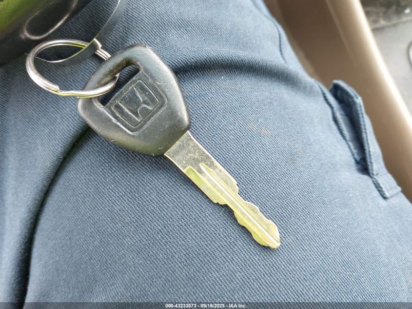 2001 Honda Accord 3.0 Ex VIN: 1HGCG22561A001972 Lot: 43233573