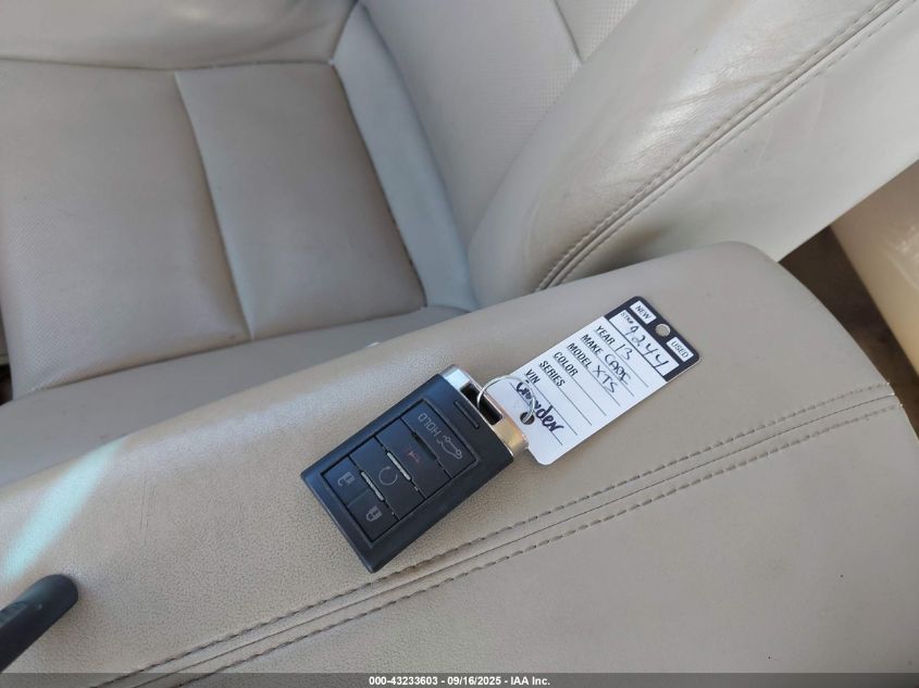 2013 Cadillac Xts Premium VIN: 2G61S5S30D9162860 Lot: 43233603