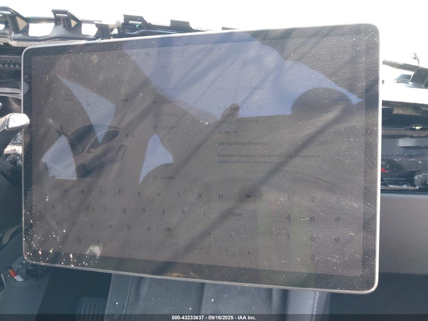 2023 Tesla Model Y VIN: 7SAYGDEEXPA146931 Lot: 43233637