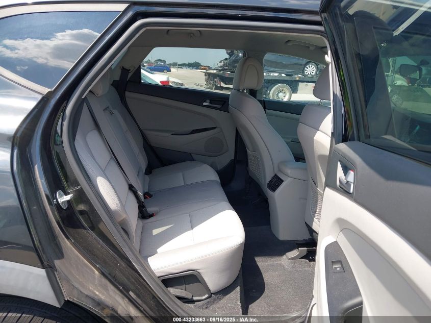 2017 Hyundai Tucson Sport VIN: KM8J33A21HU275678 Lot: 43233663