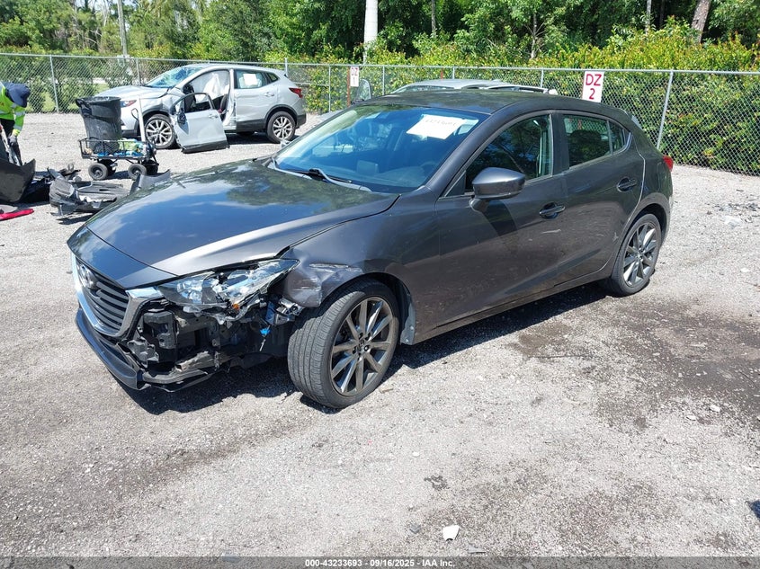 Vin: 3mzbn1l30jm266913, lot: 43728229, mazda mazda3 touring 20182