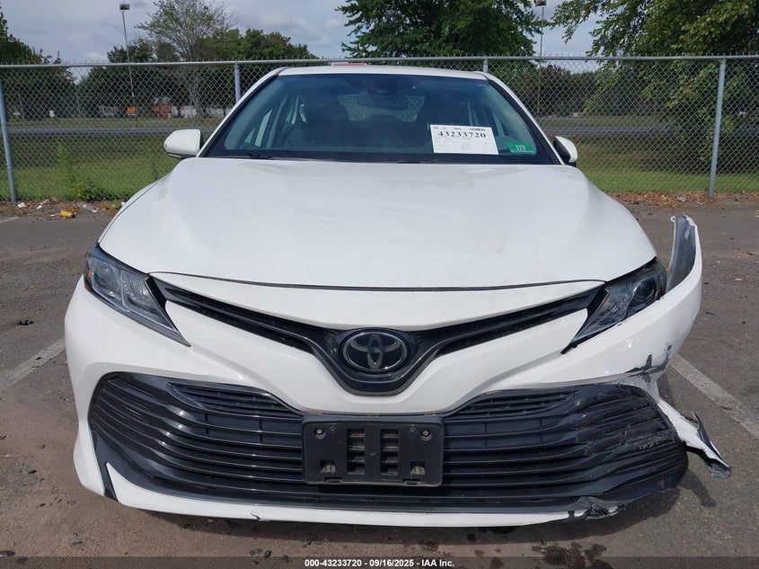 2020 TOYOTA CAMRY LE 4T1L11AKXLU329121