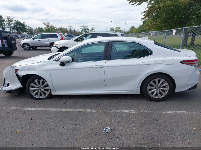 2020 TOYOTA CAMRY LE 4T1L11AKXLU329121
