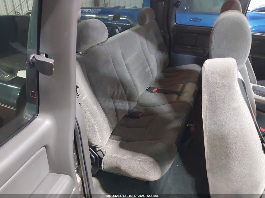 2003 Chevrolet Silverado 1500 Ls VIN: 2GCEK19T531117424 Lot: 43233763