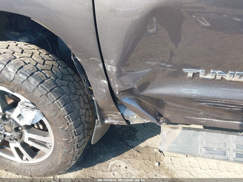 2018 Toyota Tundra Sr5 5.7L V8 VIN: 5TFDW5F12JX763868 Lot: 43233814