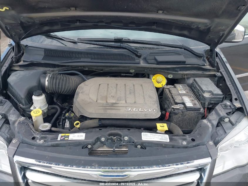 2015 Chrysler Town & Country Limited VIN: 2C4RC1JG5FR741937 Lot: 43233834