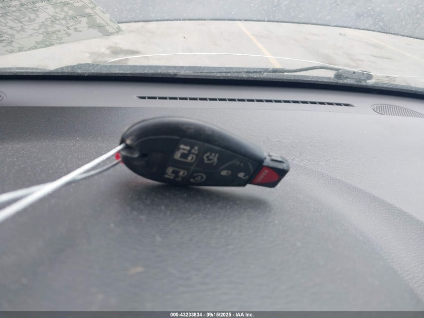 2015 Chrysler Town & Country Limited VIN: 2C4RC1JG5FR741937 Lot: 43233834