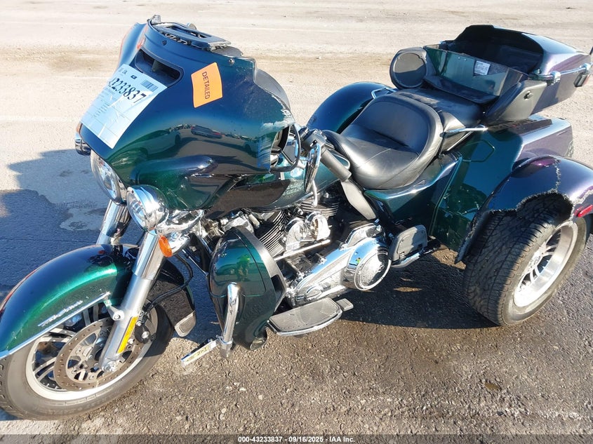 2021 HARLEY-DAVIDSON FLHTCUTG - 1HD1MAF12MB858786