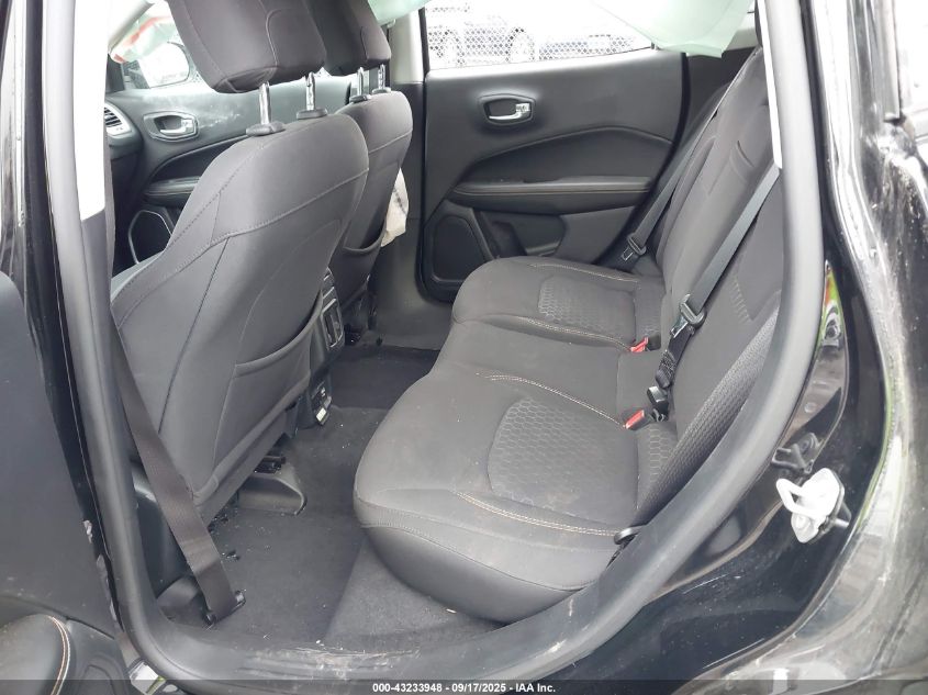 2018 Jeep Compass Sport 4X4 VIN: 3C4NJDAB5JT256830 Lot: 43233948