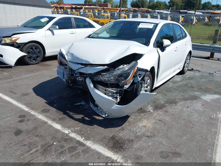 2021 Toyota Corolla Le white sedan gasoline 5YFEPMAE3MP247317 photo #3