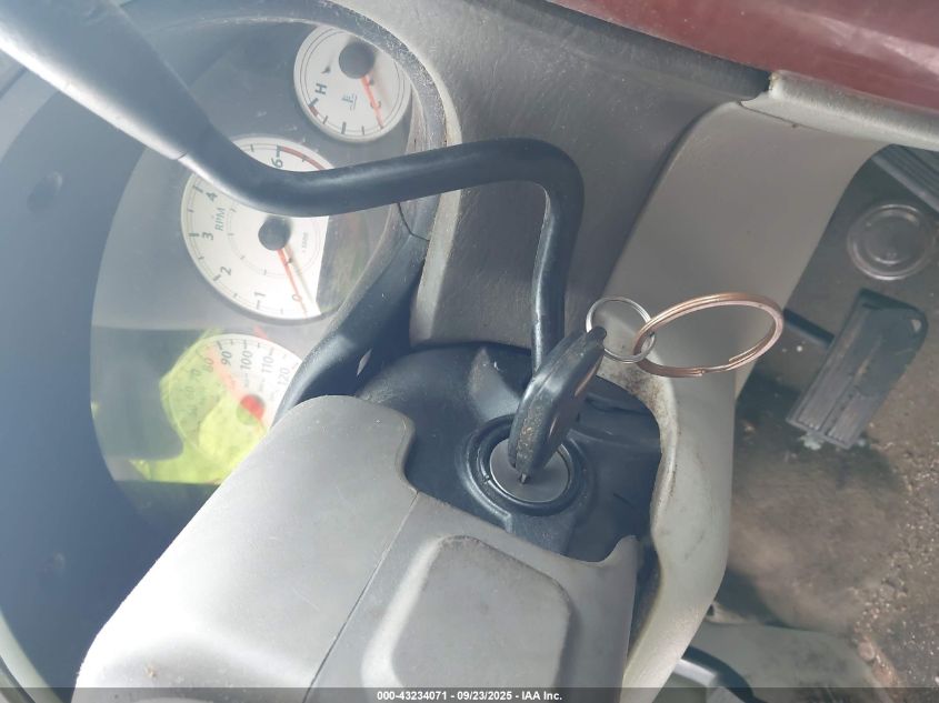 2006 Chrysler Town & Country Lx VIN: 2A4GP44R36R880792 Lot: 43234071