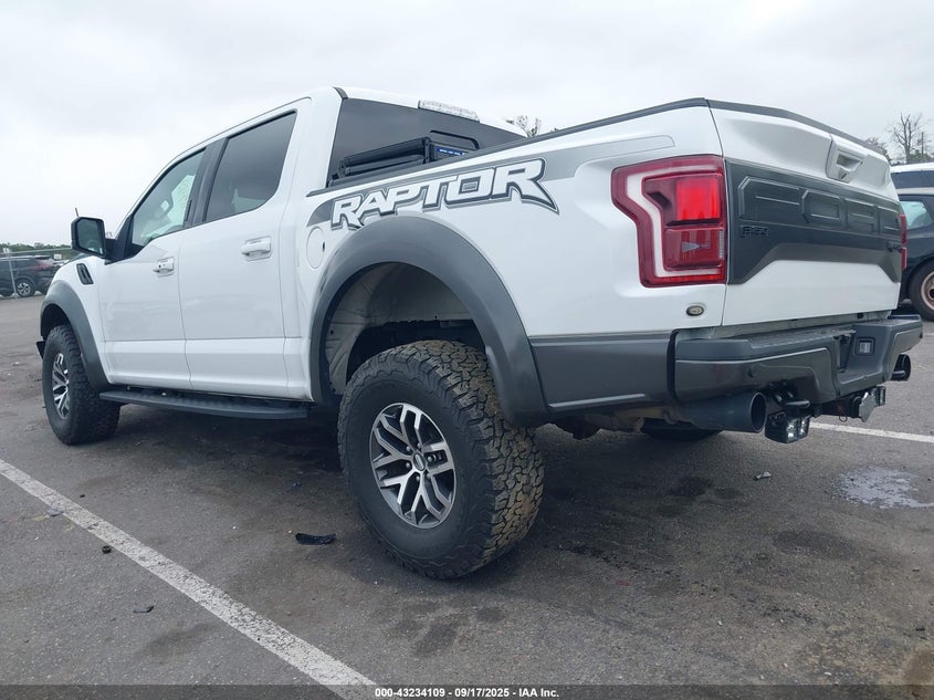 VIN 1FTFW1RGXJFA67993 2018 FORD F-150 RAPTOR