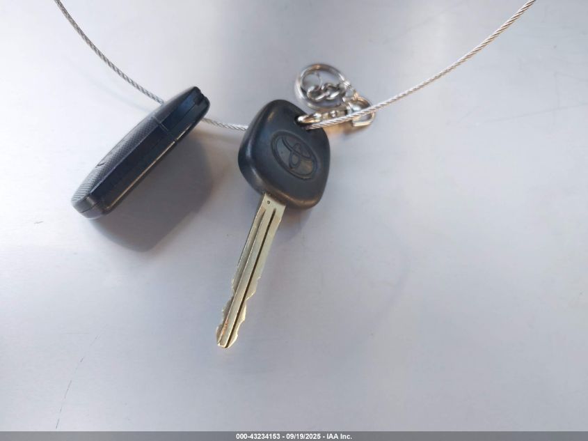 2004 Toyota 4Runner Limited V8 VIN: JTEBT17R640038635 Lot: 43234153