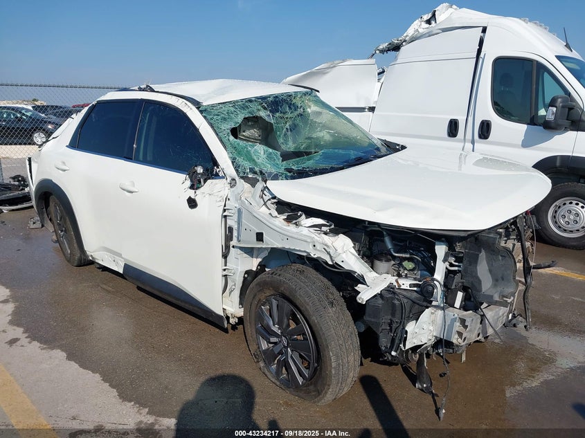 NISSAN PATHFINDER SV 2WD