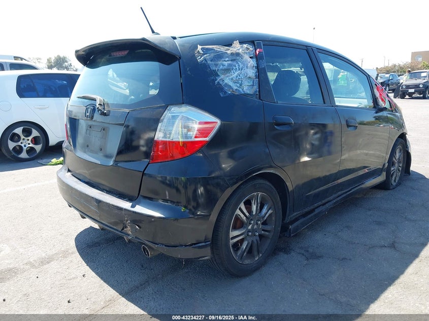 JHMGE8H42AS008935 2010 HONDA FIT photo no. 4