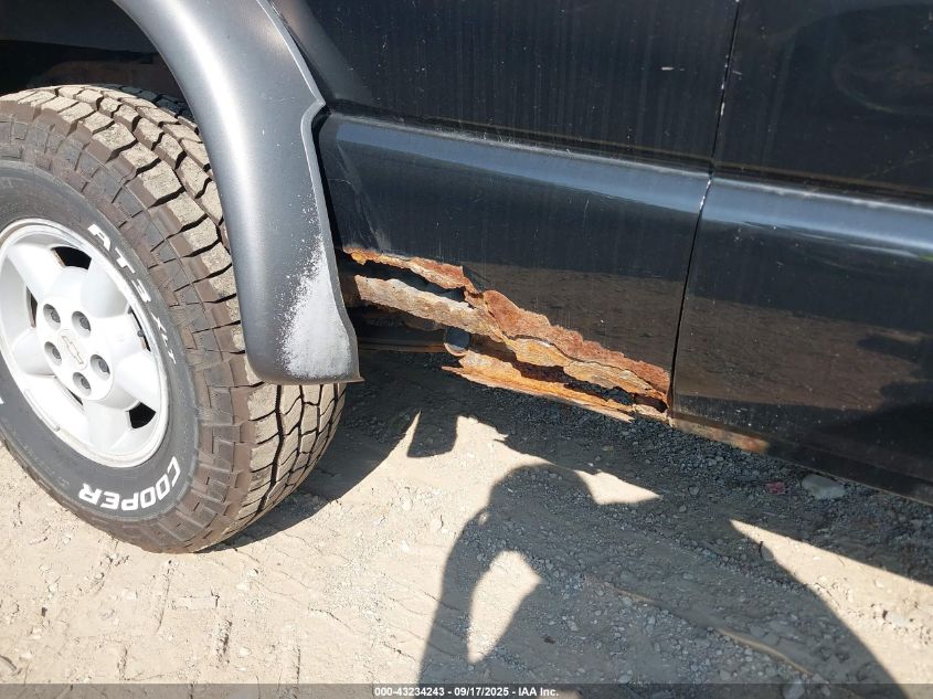 2005 Chevrolet Blazer Ls VIN: 1GNCT18X45K106904 Lot: 43234243