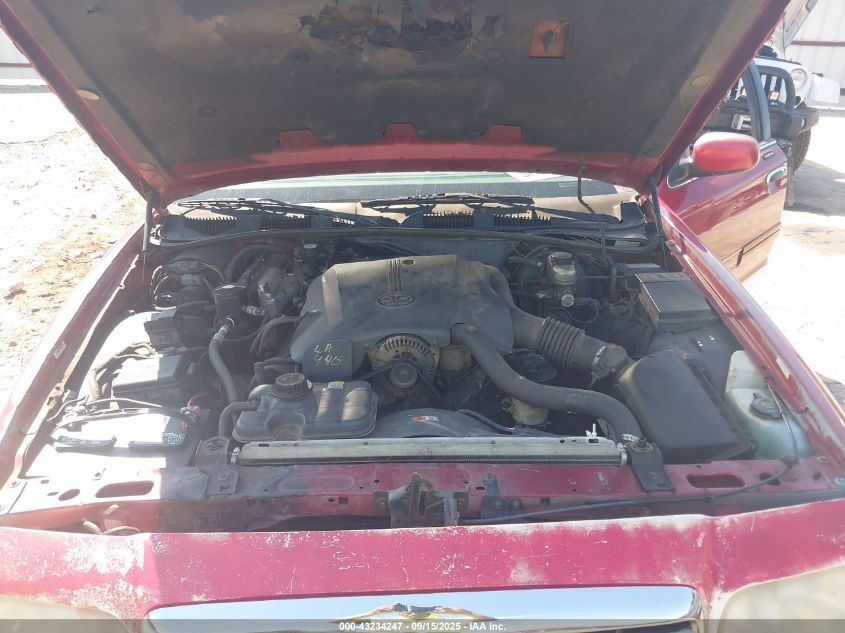 2001 Ford Crown Victoria VIN: 2FAFP73W31X117417 Lot: 43234247