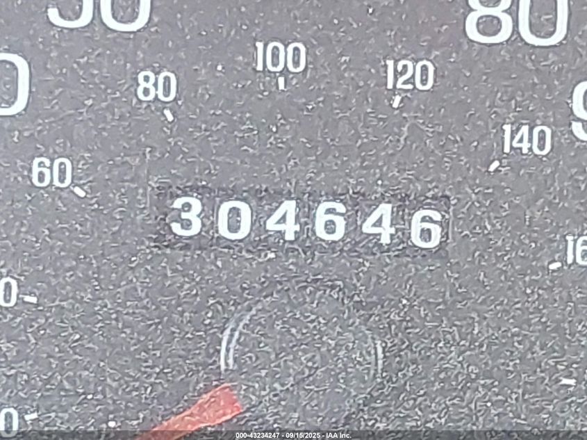 2001 Ford Crown Victoria VIN: 2FAFP73W31X117417 Lot: 43234247