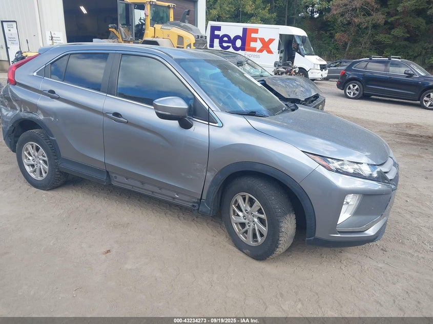 MITSUBISHI ECLIPSE CROSS ES