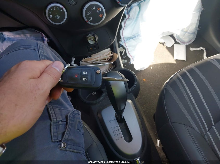 2015 CHEVROLET SPARK 1LT CVT - KL8CD6S98FC720226