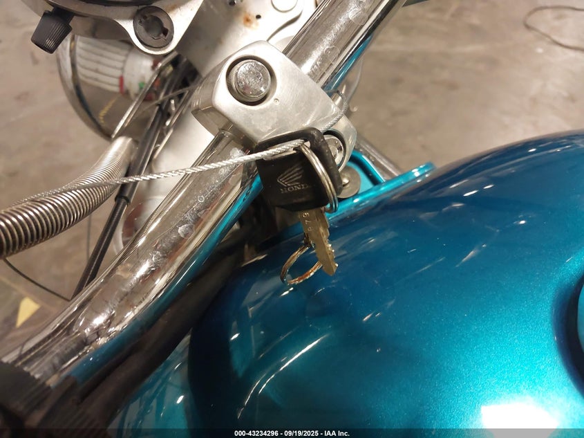 1994 Honda Vt1100 C VIN: 1HFSC1811RA800421 Lot: 43234296