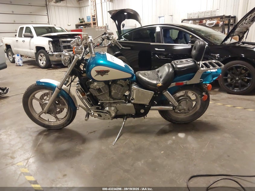 1994 Honda Vt1100 C VIN: 1HFSC1811RA800421 Lot: 43234296