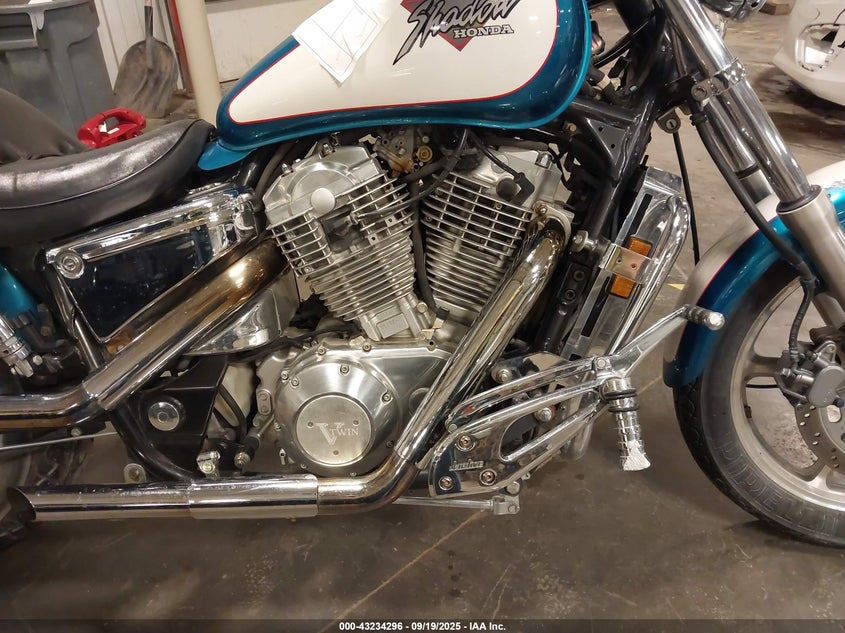 1994 Honda Vt1100 C VIN: 1HFSC1811RA800421 Lot: 43234296