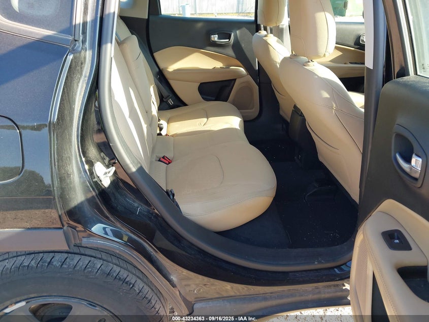 2018 Jeep Compass Sport Fwd VIN: 3C4NJCAB2JT124523 Lot: 43234363