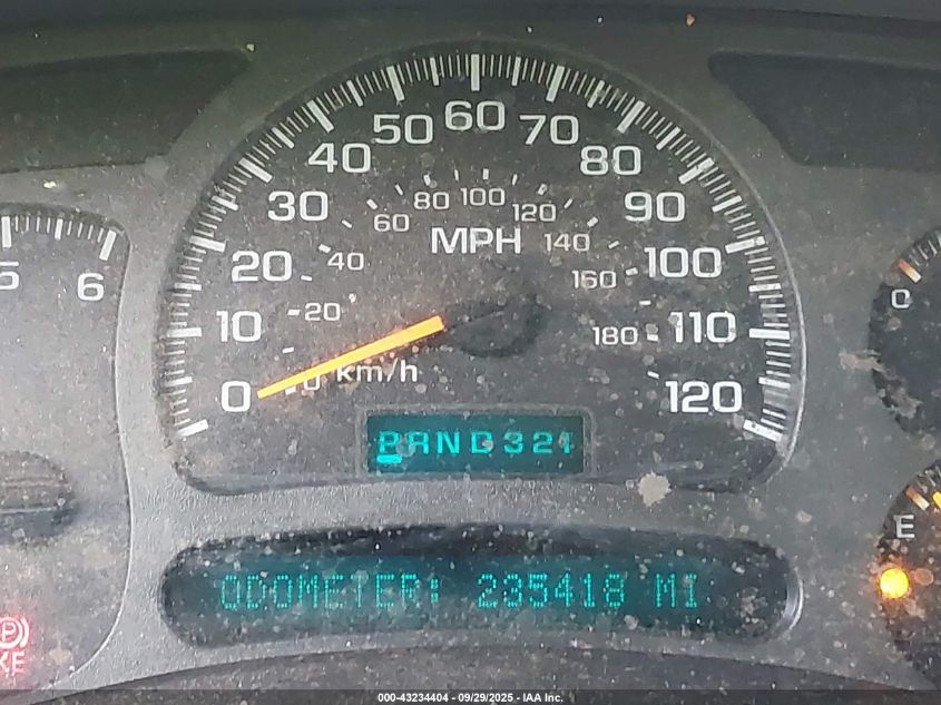 2003 Chevrolet Silverado 1500 VIN: 2GCEC19V031177934 Lot: 43234404