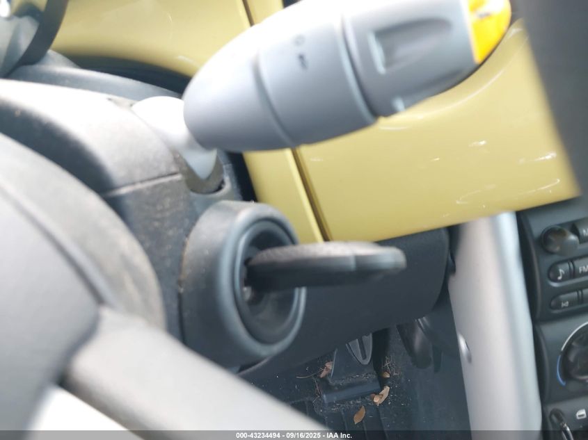 2005 Mini Cooper S VIN: WMWRH33595TF84302 Lot: 43234494