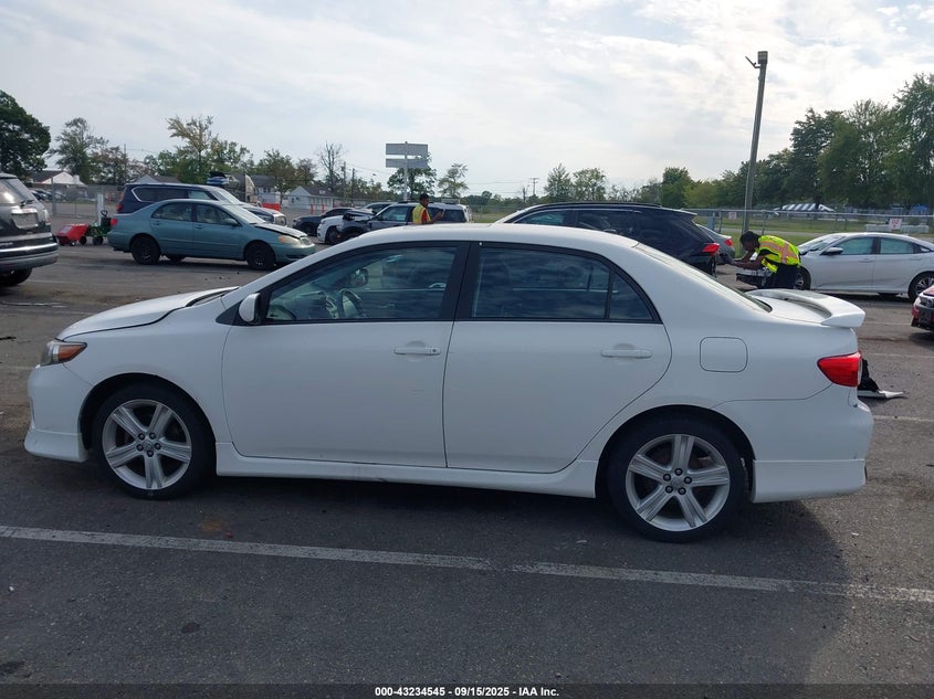 2013 TOYOTA COROLLA S - 2T1BU4EE1DC957239