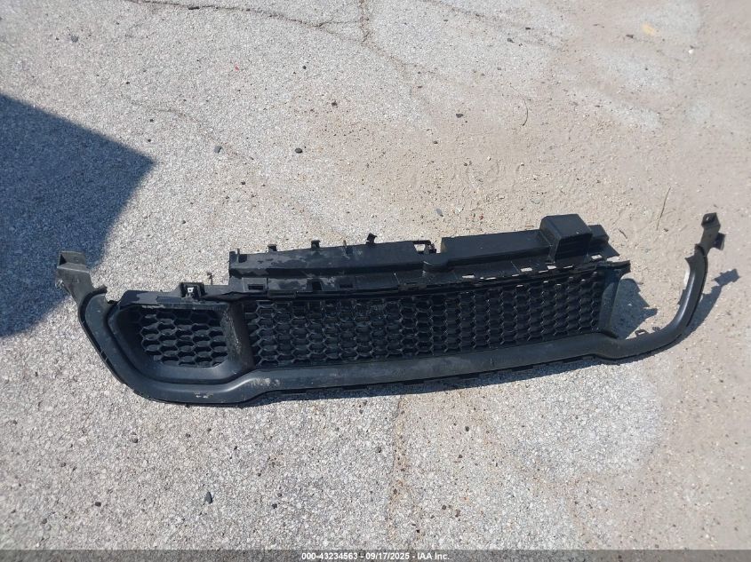 2018 Jeep Cherokee Latitude Fwd VIN: 1C4PJLCB0JD615880 Lot: 43234563