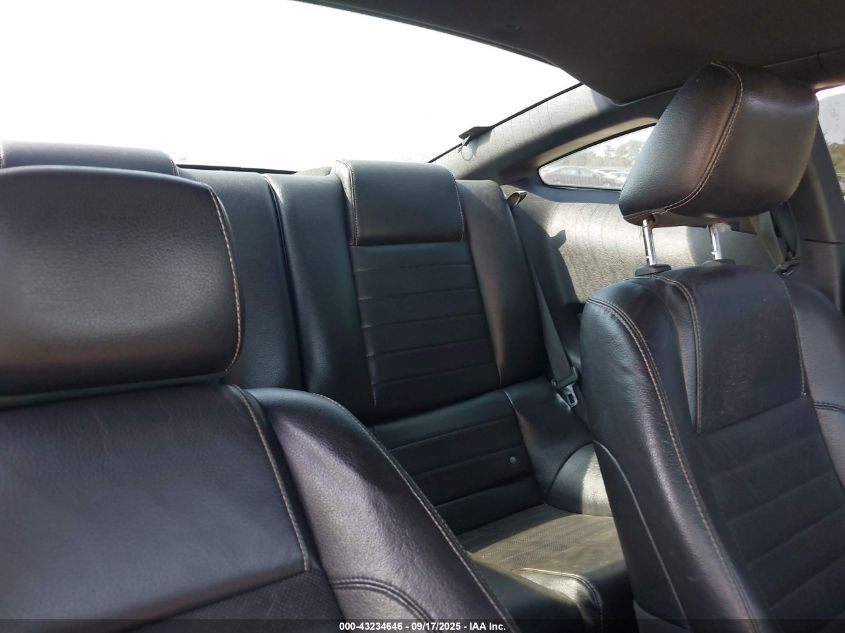 2010 Ford Mustang Gt/Gt Premium VIN: 1ZVBP8CH7A5105933 Lot: 43234646