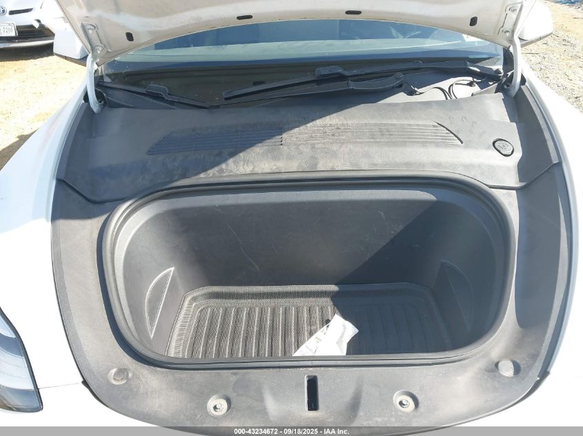 2020 Tesla Model Y Long Range Dual Motor All-Wheel Drive VIN: 5YJYGDEE1LF010097 Lot: 43234672