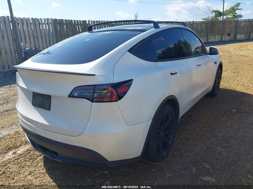 5YJYGDEE1LF010097 2020 TESLA MODEL Y photo no. 4