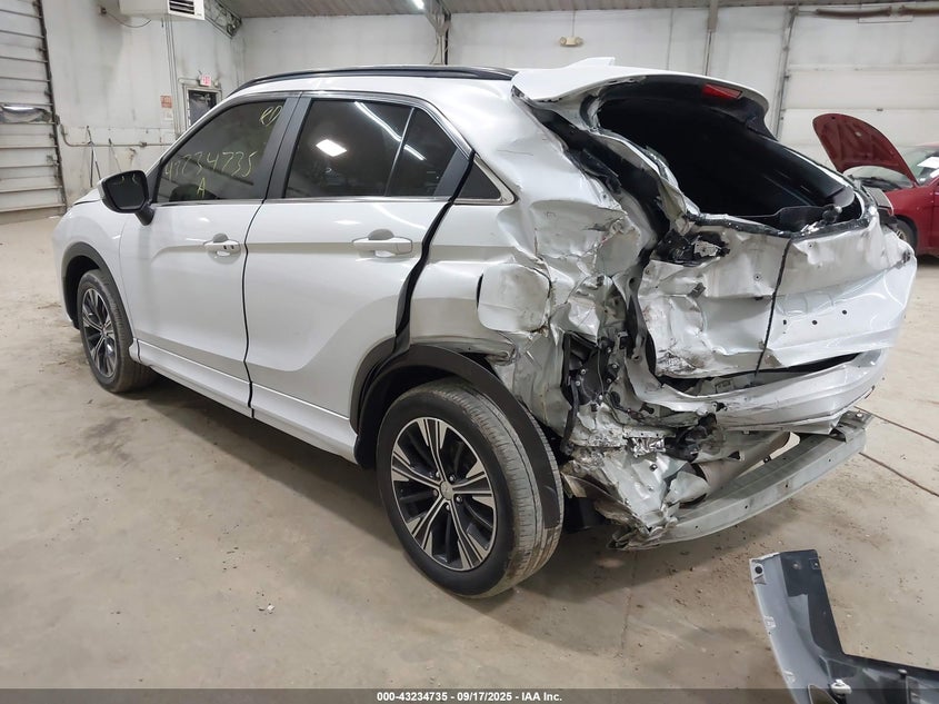 2022 Mitsubishi ECLIPSE 1.5 Cross Se S-awc se Special Edition S-awc sel S-awc sel Special Edition S-awc White Lot 111043234735 Vin JA4ATWAA8NZ029913