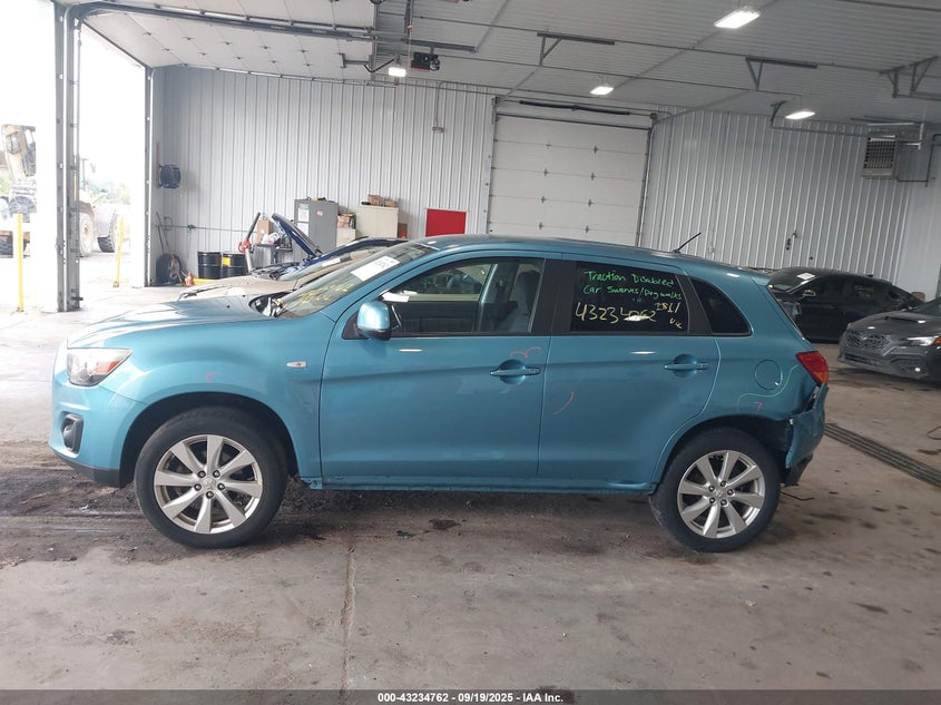 2013 MITSUBISHI OUTLANDER SPORT ES - 4A4AR3AU5DE002146
