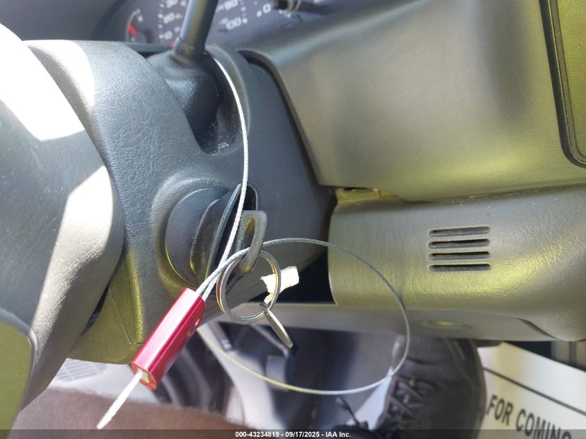 2002 Ford F-250 Lariat/Xl/Xlt VIN: 1FTNW21F12EA28401 Lot: 43234819