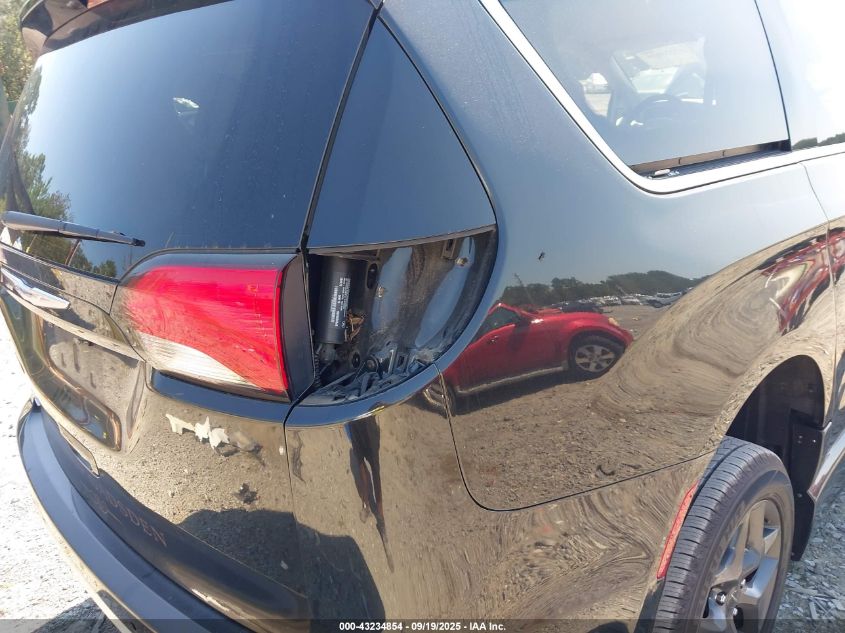 2020 Chrysler Pacifica Touring VIN: 2C4RC1FG0LR128709 Lot: 43234854