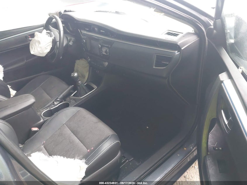 2015 TOYOTA COROLLA S PLUS - 2T1BURHEXFC420655
