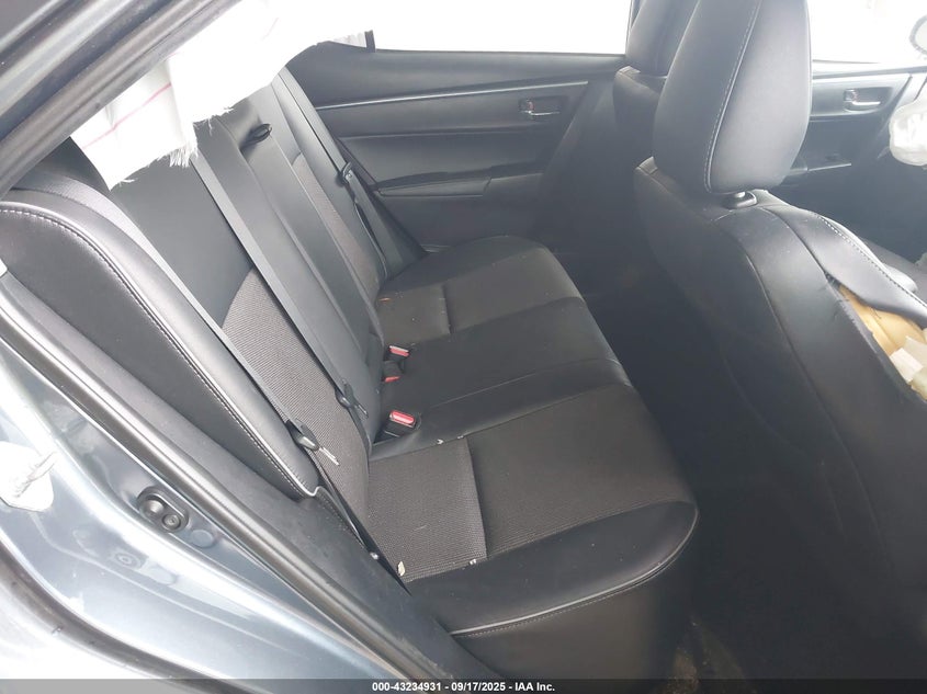 2015 TOYOTA COROLLA S PLUS - 2T1BURHEXFC420655