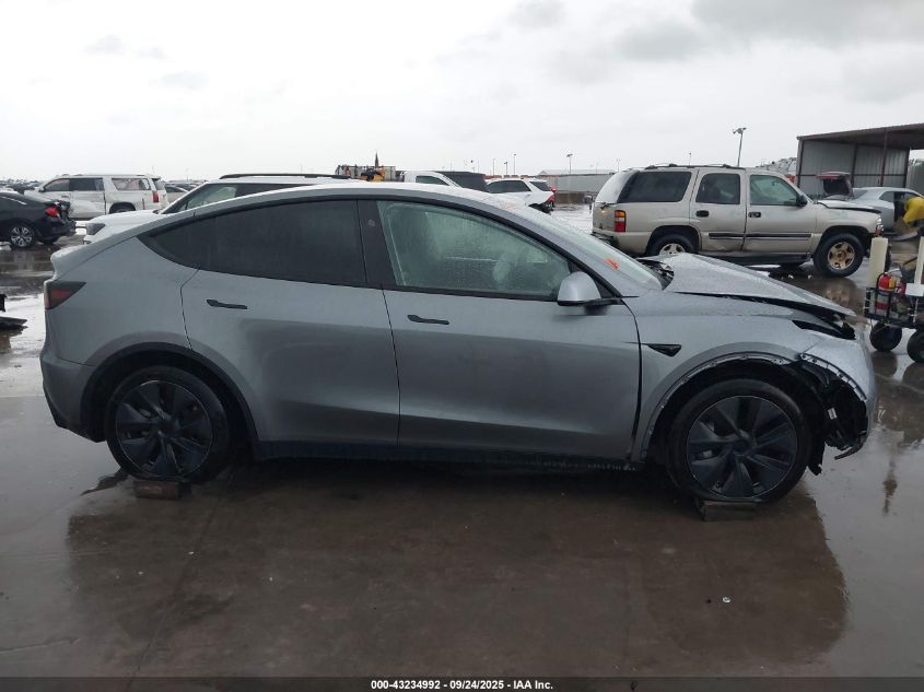 2024 Tesla Model Y Long Range Dual Motor All-Wheel Drive VIN: 7SAYGAEE6RF194446 Lot: 43234992