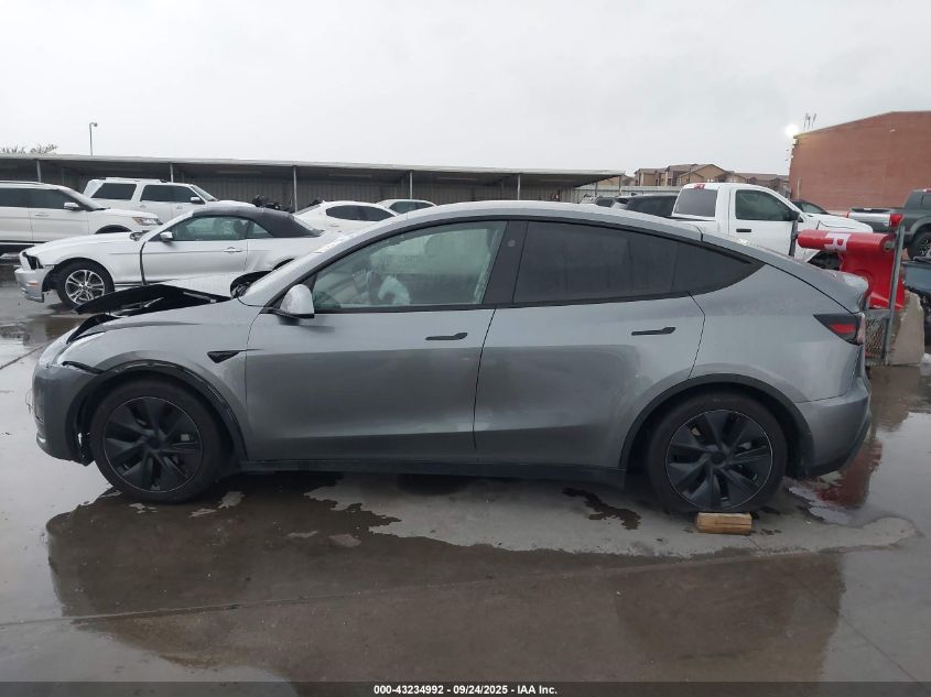 2024 Tesla Model Y Long Range Dual Motor All-Wheel Drive VIN: 7SAYGAEE6RF194446 Lot: 43234992