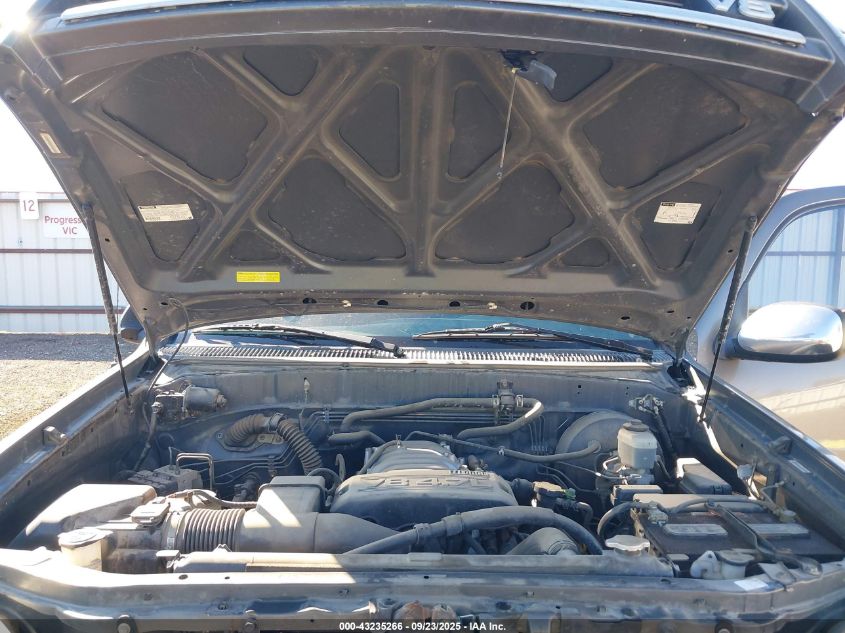 2004 Toyota Tundra Sr5 V8 VIN: 5TBDT44174S442451 Lot: 43235266