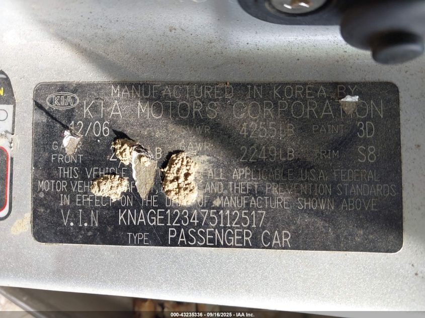 2007 Kia Optima Lx VIN: KNAGE123475112517 Lot: 43235336