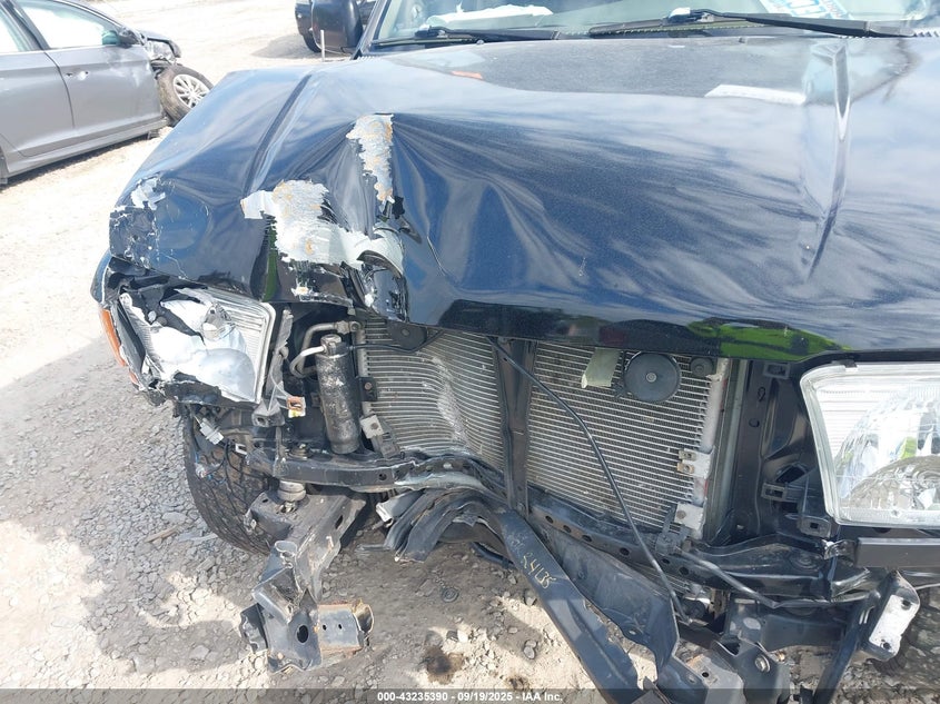 1999 Toyota 4Runner Limited V6 VIN: JT3GN87R5X0119860 Lot: 43235390