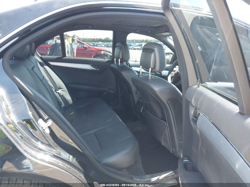 2008 Mercedes-Benz C 300 Luxury/Sport VIN: WDDGF54XX8F107010 Lot: 43235393