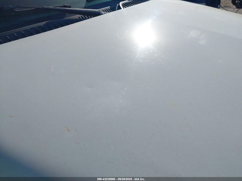 2002 Chevrolet Tahoe Z71 VIN: 1GNEK13Z12R221192 Lot: 43235560